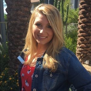 Meet your Posher, Mallory